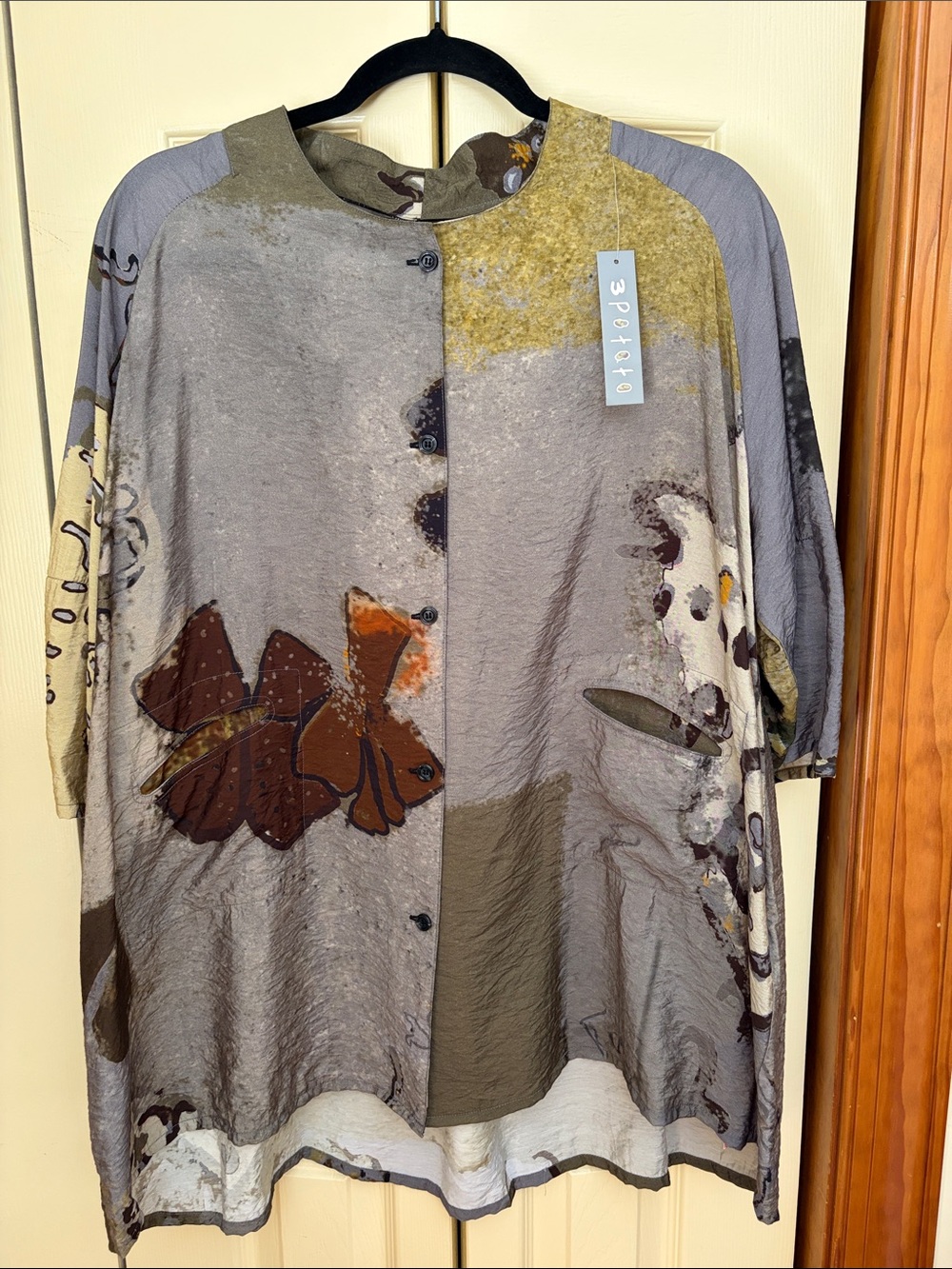 Oversized Button-Front Tunic in Gray and Brown